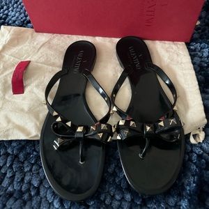 Valentino Sandals 💕